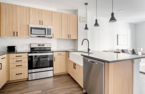 Hancock Apartment | Airy Central Austin 1BR w/Pool, Gym & W/D, nr U. Texas, by Blueground
