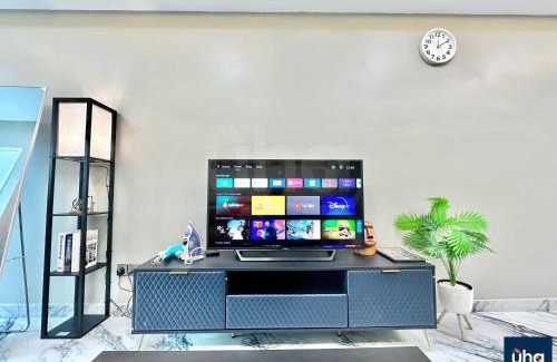 Taman Mount Austin Apartment | Akademik Suite by JK Home