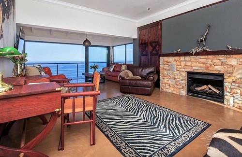 Knysna Villa | Akimbella - our self-catering home on the Indian ocean