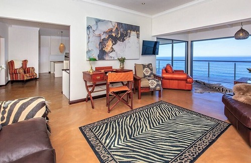 Knysna Villa | Akimbella - our self-catering home on the Indian ocean