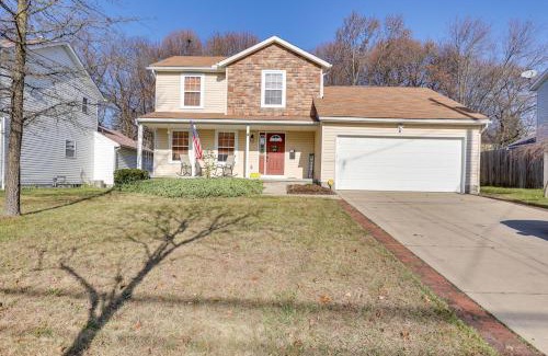 Highland Square House | Akron Home with Deck Walk to Towpath Trail!