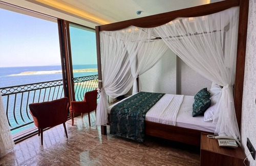Karaburun Hotel | AKVARYUM BUTİK OTEL KARABURUN