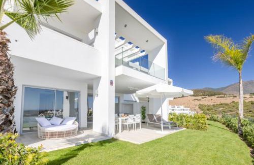 Casares Apartment | AL-1303 Apartment in Estepona - Alcazaba Lagoon