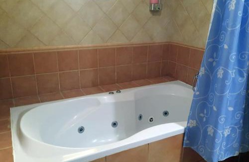 Manama Apartment | Al Faris Suites 2