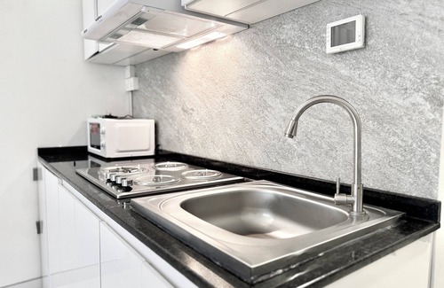 Dubai Apartment | Al Manara Premium Deluxe Studio