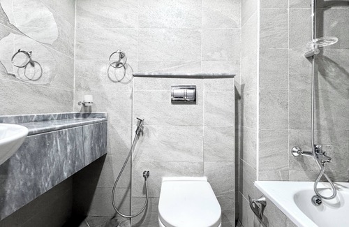 Dubai Apartment | Al Manara Premium Deluxe Studio