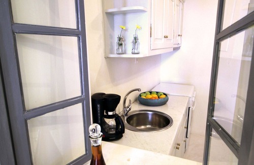 Oia Villa | Alafouzou Cave Loft