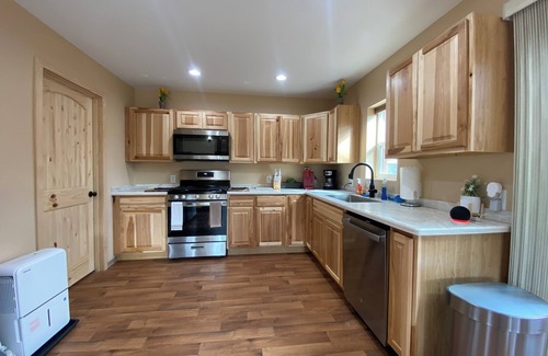 Kenai Cabin | Alaskan cabin retreatnClose to the beach and world famous kenai river