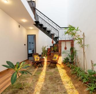 Malviya Nagar Villa | Alaya Stays Ramalaya 8 BHK Villa with Garden