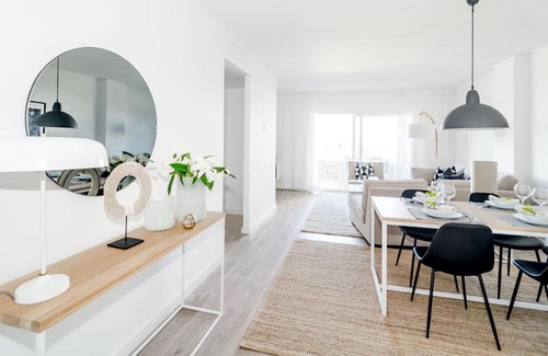 Nueva Andalucia Apartment | ALB205- Casa Albatross I by Roomservices