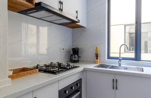 Kilimani Apartment | Alba Gardens City Views by YourHost