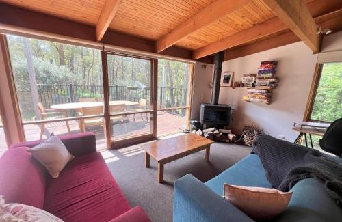 Sawmill Settlement Cabin | Albaski Lodge Room 2