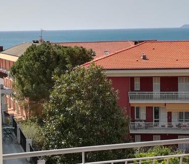 Borgio Verezzi Hotel | Albergo Calcagno