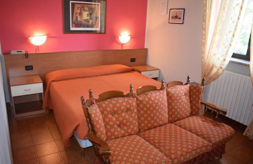 Fuipiano Valle Imagna Hotel | Albergo Canella