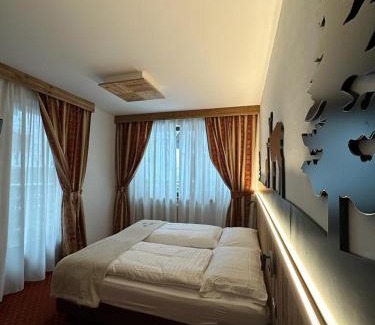 Carisolo Hotel | Albergo Garni Martina