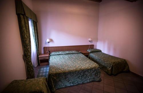 Tavarone Hotel | Albergo La Veranda