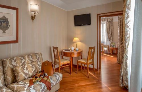 Rione III Colonna Hotel | Albergo Ottocento