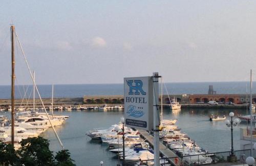 Marina Di Camerota Hotel | Albergo Riccio
