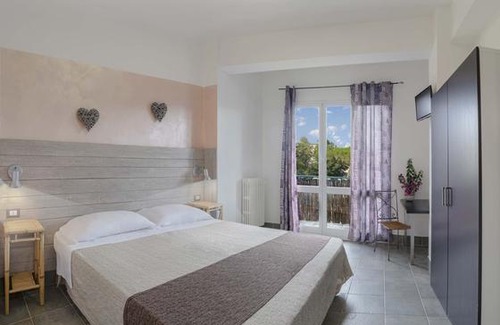 Cerri Hotel | Albergo Serena