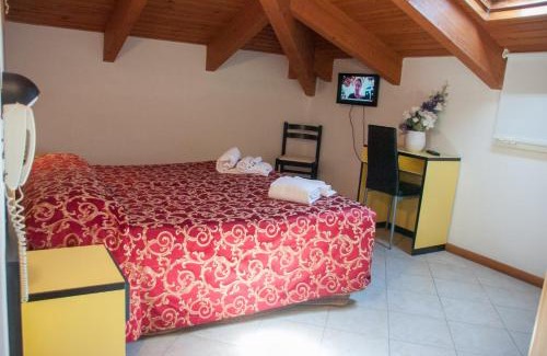 Marina Centro Hotel | Albergo Villa Miraggio