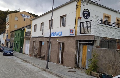 Triacastela Hostel | Albergue Berce do Camiño