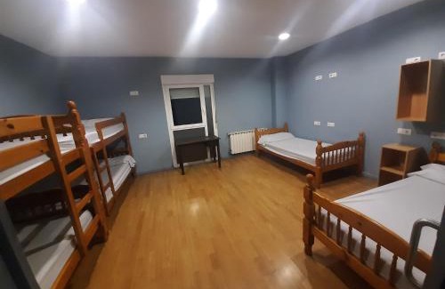 Triacastela Hostel | Albergue Berce do Camiño