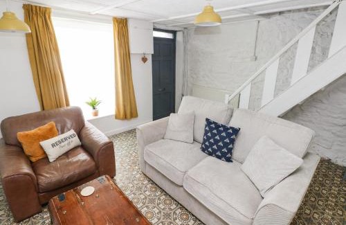 Brynamman House | Albert House