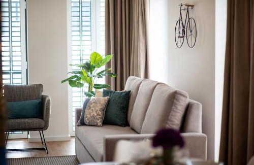Alcantara Apartment | Alcântara Factory I