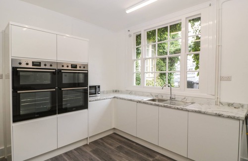 Alcombe House | ALCOMBE HOUSE, pet friendly, character holiday cottage in Minehead