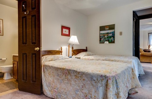 Chautauqua Apartment | Aldine 3A