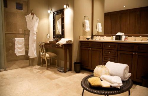 Downtown San Jose del Cabo Resort | Alegranza Luxury Resort - All Master Suite