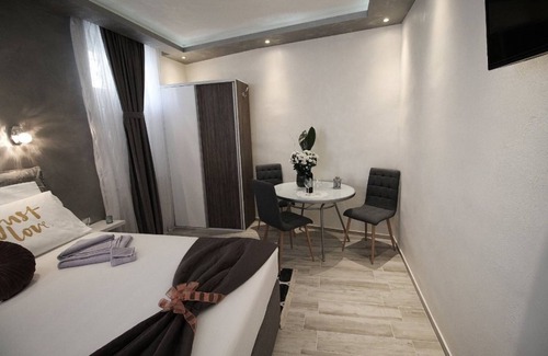 City Center House | Alessio Premium Rooms - Superior Room 3