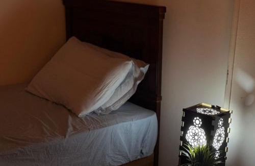 Ar-Raml 2 Apartment | Alex 2BR - Smart TV - Wi-Fi - Work Desks & Bicycle