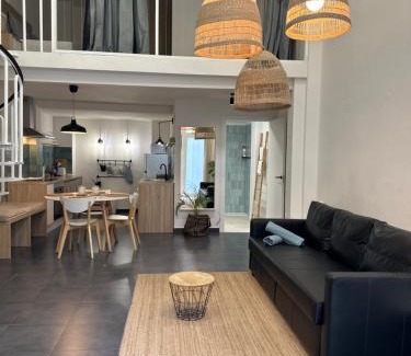 Aiora Apartment | Alex- DUPLEX APARTMENT- City