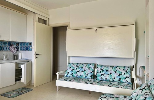 San Bartolomeo al Mare Apartment | Alexandra House - Borgo Meridiana