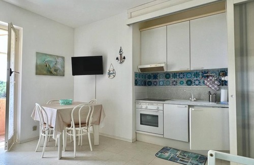 San Bartolomeo al Mare Apartment | Alexandra House - Borgo Meridiana