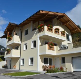 Neustift Im Stubaital Apartment | Alexandra's Apartment