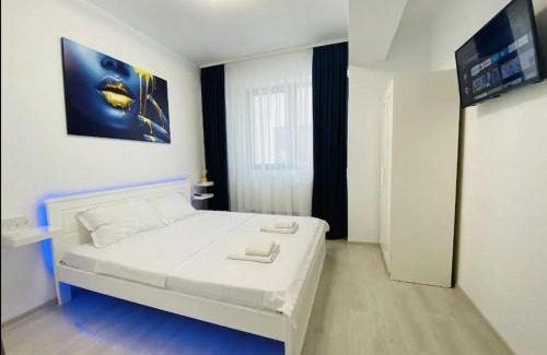 Navodari Apartment | Alezzi Yacht Apartments with Sea View Near the Beach