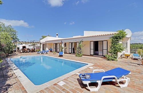 Campina Villa | ALGARVE COUNTRY VILLA WITH POOL by HOMING