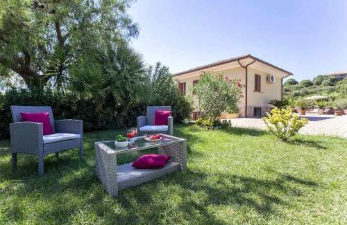 Alghero Villa | Alghero Villa Maestrale con veranda coperta giardino 4 camere 3 bagni