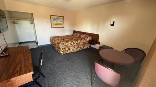 Jasper Place Hotel | Algonquin Motor Lodge