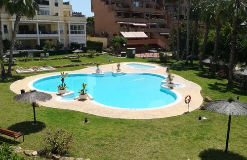 Playa de San Juan House | Alicante Golf Hole 18 pool, air conditioning garage, wifi .. Holidays Leo Real Estate