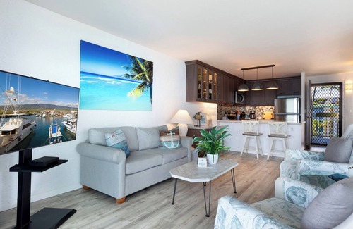 Kailua-Kona Condo | Alii Villas #332 Million Dollar Ocean View. Watch Dolphins, Coastal Vibes.