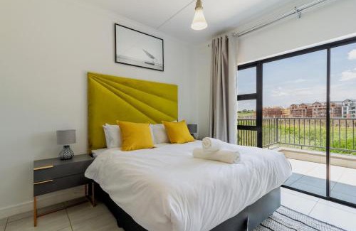 Kareeberg Apartment | #AlimamaSpaces Edith's Villa