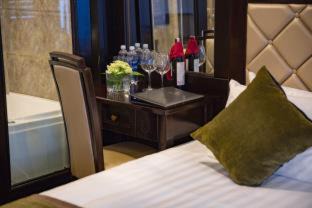 Ha Long Boat Rental | Alisa Premier Cruise