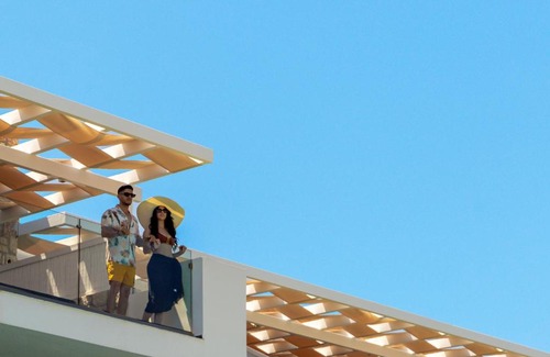Skinaria Hotel | Aliv stone suites & spa