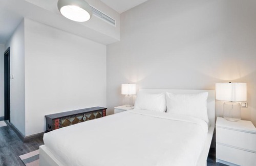 Dubai Apartment | Aliving Elegant 1BR at Liwan Mazaya-11