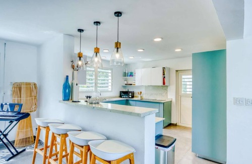 Upper Prince's Quarter Villa | Alizee (6/7 Rooms) Luxury villa
