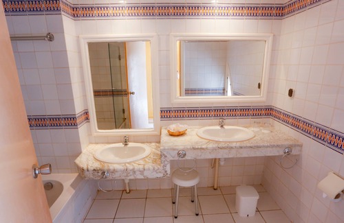 Mezraia Hotel | Aljazira Beach & Spa - Families and Couples Only