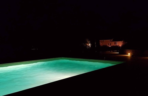 La Tour-d'Aigues House | All-inclusive stay with themed activities in Provence